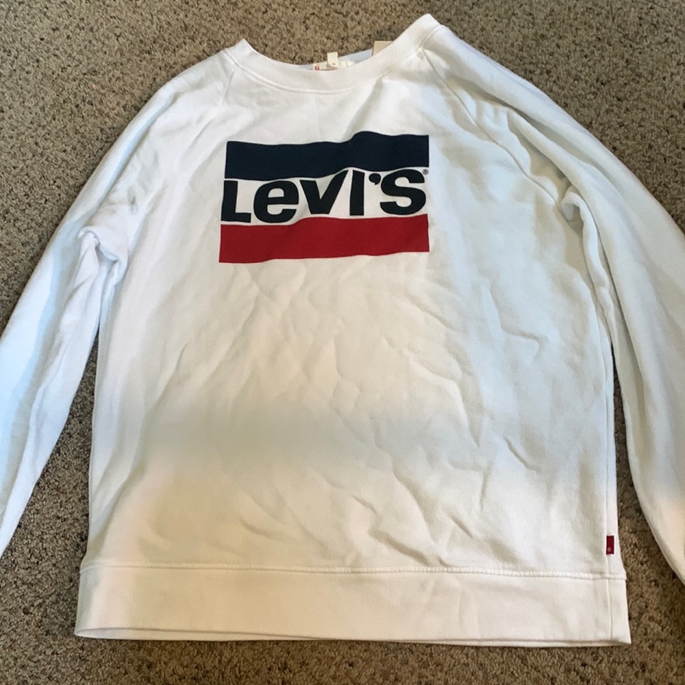 Levi’s women’s pullover sweater